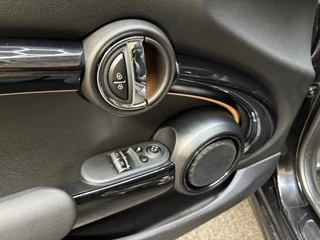 MINI Cooper Mini Mini 2.0 John Cooper Works Essential Anniversary Edi HUD LED Navi Pano - afbeelding nr 6