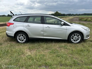 Ford Focus Ford Focus Wagon 1.0 Lease Edition NAVI AIRCO CRUISE LEES TEKST - afbeelding nr 8