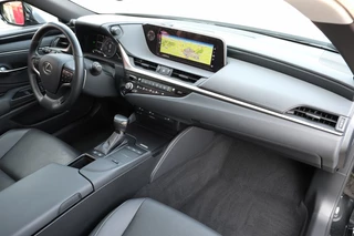 Lexus ES Lexus ES 300h Hybrid Business Line Automaat | Schuif / kantel dak | Alarm - afbeelding nr 10