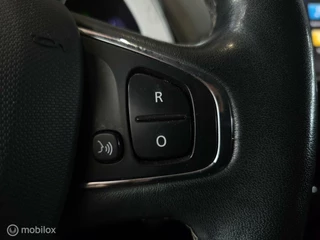 Renault Clio Renault Clio 1.2 GT Dynamique/ Automaat/ A. Camera/ Navigatie - afbeelding nr 29