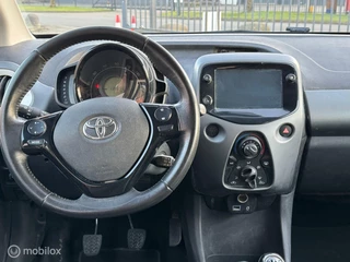 Toyota Aygo Toyota Aygo 1.0 VVT-i x-clusiv|NAP - afbeelding nr 17