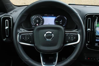 Volvo XC40 Volvo XC40 T5 Recharge R-Design | Parkeercamera | Glossy Black | Keyless - afbeelding nr 25