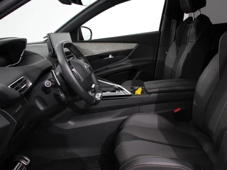 Peugeot 5008 Peugeot 5008 1.2 PureTech GT Black Pack 7p Climate control Adaptive cruise control Achteruitrijd camera Verwarmde voorstoelen Keyless Navigatie LED Apple Carplay/ Android Auto - afbeelding nr 10