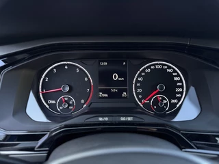Volkswagen Polo Volkswagen Polo 1.0 TSI R-Line 116PK DSG ACC CARPLAY - afbeelding nr 25