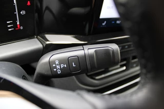 Ford Tourneo Custom Ford Tourneo Custom 2.5 PHEV Active | Panoramadak | B&O | Trekhaak | Led | 8P | BLIS - afbeelding nr 13