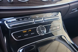 Mercedes-Benz E-Klasse Mercedes-Benz E-Klasse Estate 400 4M. Prem. Plus | 7 Zitplaatsen | Trekhaak | Stoel verwarming - afbeelding nr 20
