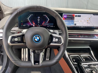 BMW 7 Serie BMW 7 Serie 750e xDrive M-Sport - afbeelding nr 16