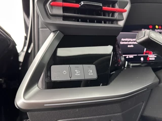 Audi RS3 Audi RS3 Sportback 2.5 TFSI quattro Aut. *PANO | HEAD-UP | MATRIX-LED | FULL-LED | ADAPTIVE-CRUISE | BLIND-SPOT | MEMORY-PACK | KEYLESS | SPORT-SEATS | CAMERA | DIGI-COCKPIT | AMBIENT-LIGHT | 19''ALU* - afbeelding nr 24