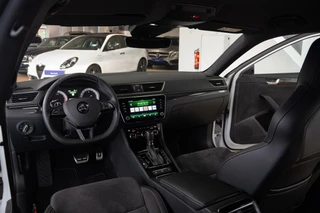 Škoda Superb Skoda Superb Combi 1.4 TSI ACT DSG|2e Eig|SportLine|Trekhaak|Schaalstoel|DAB|Xenon|Dealer Onderhouden - afbeelding nr 13