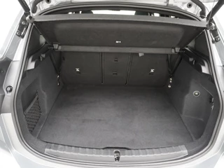 BMW 2 Serie BMW 2-serie Active Tourer 220i M-Sport HARMAN KARDON AUDIO| PANO |360 CAMERA | MEMORY SEAT - afbeelding nr 12