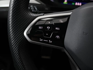 Volkswagen Arteon Volkswagen Arteon Shooting Brake 1.4 TSI eHybrid R-Line | Trekhaak | Stoelverwarming | Carplay | Leder/Alcantara | Adaptive cruise | Achterbankverwarming | Camera | Navigatie | Half leder - afbeelding nr 17
