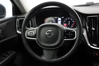 Volvo V60 Volvo V60 2.0 T5 Momentum Pro Automaat - Carplay, Stoelverw. - afbeelding nr 13