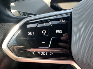 Volkswagen ID.4 Volkswagen ID.4 Max 77 kWh SOH 90% FASE 3 LEER - afbeelding nr 24