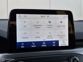 Ford Focus FORD FOCUS 1.0 ECOBOOST HYBRID TITANIUM/KEYLESS/CAMERA/LED/STOEL-STUURVERWARMING/CLIMATE - afbeelding nr 24
