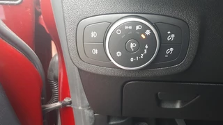 Ford Fiesta Ford Fiesta 1.0 Ecoboost Titanium CLIMA/CRUISE/RADIO DAB/NAVI/PDC+CAMERA/LMV/ENZ - afbeelding nr 23