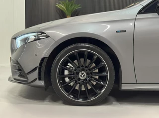Mercedes-Benz A-Klasse Mercedes-Benz A-klasse 250e AMG Launch Edit|PANO|SFEER|A35 Pack|Memory - afbeelding nr 12