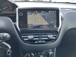 Peugeot 208 50% deal 3.125,- ACTIE Carplay / PDC / LMV / Cruise / Navi / Airco - afbeelding nr 10