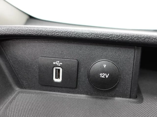Ford Transit Custom Ford Transit Custom 130pk Automaat L2H1 Limited Dubbele Cabine 2x Schuifdeur Raptor Edition Navigatie Airco Cruise control Trekhaak parkeersensoren - afbeelding nr 26