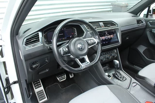 Volkswagen Tiguan Volkswagen Tiguan 1.5 TSI 150pk ACT R-Line DSG7 NL-Auto NAP Panoramadak Clima Cruise Navi 360 Camera Dynaudio Keyless  HUD Dig. Cockpit El. Klep - afbeelding nr 11