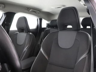 Volvo V40 Volvo V40 2.0 T2 Momentum | Climate control | Stoelverwarming | Voorruitverwarming - afbeelding nr 5