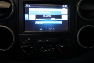 Peugeot Partner Peugeot Partner 1.6 100 PK L1 Premium Pack Airco Bluetooth  Navi PDC 2-zits - afbeelding nr 10