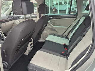 Volkswagen Tiguan Volkswagen Tiguan 1.4 TSI ACT. AUT. NW-MODEL NAVI CAMERA TREKHAAK DIGITALE-SCHERM - afbeelding nr 16