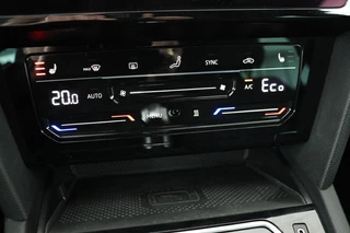 Volkswagen Passat Volkswagen Passat 1.4 TSI GTE | Standkachel | Adaptive cruise |  Stoelverwarming | Camera | Matrix LED | Carplay | Side Assist | Massage | PDC | Na - afbeelding nr 15