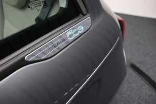 Fiat 500e Fiat 500e Cabrio La Prima 42kWh | ACC | Winterpack | JBL | Camera | CarPlay - afbeelding nr 10