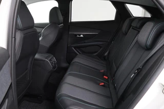 Peugeot 3008 Peugeot 3008 1.6 HYbrid 225 Allure | Stoelverwarming |  Carplay | Adaptive cruise | Full LED | Keyless | Camera | Navigatie | Dodehoek detectie | Half leder - afbeelding nr 6