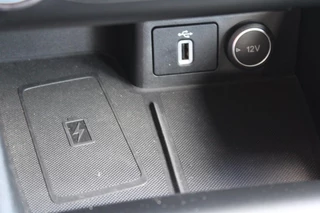 Ford Focus Ford Focus 1.0 EcoBoost Titanium Business | Winter Pack | Full LED | 10-weg verstelbare stoel | 17 inch | Camera | Head up Display | Bang&Olufsen - afbeelding nr 25