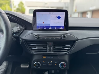 Ford Focus Ford Focus Automaat 1.5 EcoB. ST L. Bns - afbeelding nr 16
