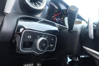 Mercedes-Benz CLA Mercedes CLA-klasse 250 AMG-NIGHT 225pk PANORAMADAK|SFEERVERLICHTING|WIDESCREEN|360CAMERA|BURMESTER|DEALER ONDERHOUDEN - afbeelding nr 31
