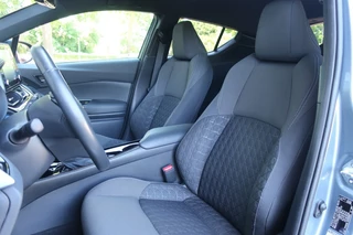 Toyota C-HR Toyota C-HR 1.8 HYBRID TEAM D, Apple Carplay/ Android Auto, Clima, LED, etc. - afbeelding nr 15