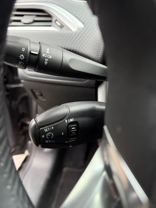 Peugeot 2008 Peugeot 2008 1.2 VTi Active Pack Premium|Panoramadak|Nieuwe Riem - afbeelding nr 35