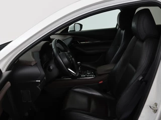 Mazda CX-30 Mazda CX-30 2.0 e-SkyActiv-X M Hybrid Luxury | Leder | Camera  | Stoel & Stuurverwarming | Head-up | Lane assist | Trekhaak | Bose audio - afbeelding nr 4