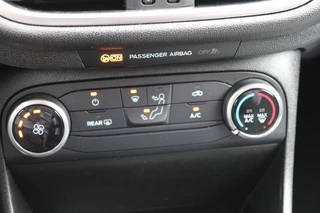 Ford Fiesta Ford Fiesta 1.1 Trend airco/navi/cruise/carplay+android auto/lm velgen 5-drs - afbeelding nr 14
