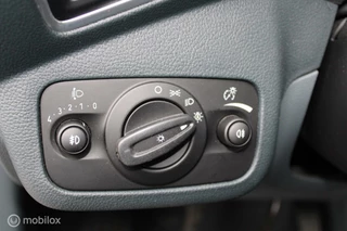 Ford C-MAX Ford C-Max 1.0 Edition Plus|125Pk|Navi|Dealerauto|Boekjes - afbeelding nr 28