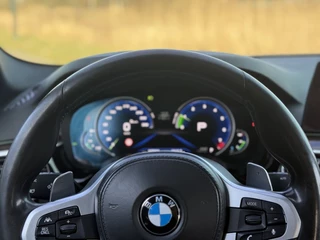 BMW 5 Serie BMW 5 Serie 530e iPerf High Exe SCHUIFDAK M-Pakket 20inch - afbeelding nr 19
