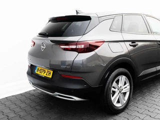 Opel Grandland X Opel Grandland X 1.2 Turbo 131pk Business Executive | Navigatie | Assist pakket | Sportstoelen - afbeelding nr 36