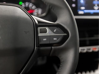 Peugeot 208 (APPLE CARPLAY, GROOT NAVI, 360 CAMERA, LEDER, GETINT GLAS, SPORTSTOELEN, LM VELGEN, LED KOPLAMPEN, LANE ASSIST, PARKEERSENSOREN, NIEUWSTAAT) - afbeelding nr 20