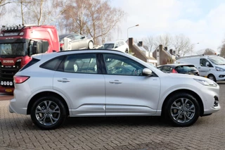 Ford Kuga Ford Kuga 2.5 PHEV ST-Line 225 PK | Adaptive Cruise | Camera voor & achter |  Elektrische Klep | Navigatie | Draadloos Laden | BLIS - afbeelding nr 2