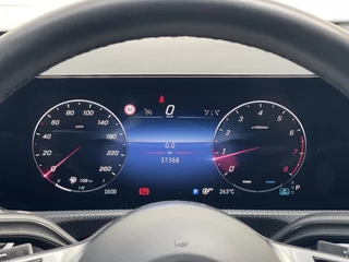 Mercedes-Benz A-Klasse Mercedes-Benz A-Klasse 180 Luxury Line | Facelift | Pano | Ambiente | Camera | CarPlay | LED | Keyless | DAB+ - afbeelding nr 17