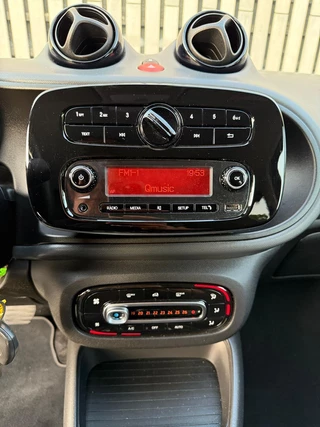 Smart Forfour Smart Forfour EQ Essential 18 kWh - Leer - Airco - Cruise - afbeelding nr 10