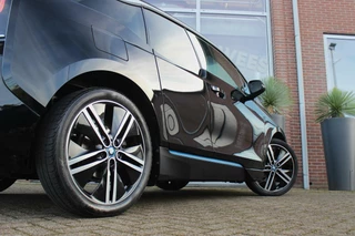 BMW i3 ➡️ BMW i3 Executive Edition 120Ah 42 kWh | Dakraam | 1e eigenaar | Camera | LED | 20 inch | Stoelverwarming | Harman-Kardon | Navi | NAP | inc BTW - afbeelding nr 38