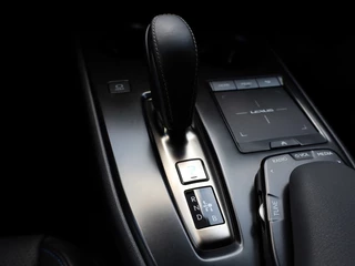 Lexus UX - afbeelding nr 20