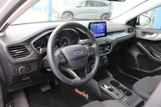 Ford Focus Ford Focus 1.5 EcoBoost Active Business 150pk | Dealeronderhouden! | Automaat | Trekhaak 1500KG | Cruise Control | Navigatie | Airco | Parkeersensoren | - afbeelding nr 8