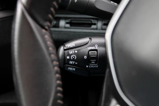 Peugeot 3008 Peugeot 3008 1.2 PureTech Blue Lease Executive - 131 pk **Navi - afbeelding nr 30