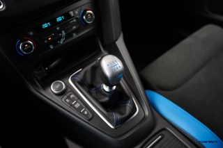 Ford Focus Ford Focus 2.3 RS LSD Blue & Black | Stuurverwarming | Sony | Camera | 1e eigenaar | Origineel - afbeelding nr 24