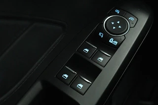 Ford Focus Ford Focus 1.5 EcoBoost ST Line | Camera | Carplay |  Full LED | Keyless | Navigatie | Climate control | Sportstoelen | Cruise control - afbeelding nr 26