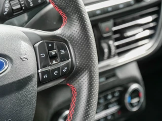 Ford Focus Ford Focus 1.0 EcoBoost ST Line Business | CAMERA | NAVIGATIE | WINTERPACK | - afbeelding nr 16